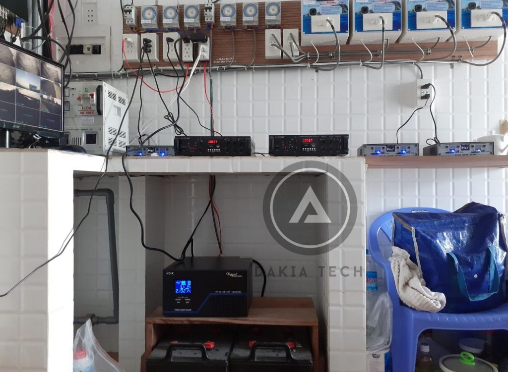 Thiết bị lưu điện cho nhà yến - Sử dụng Inverter 2000VA và 2 Acquy 12V 200Ah cũ của khách