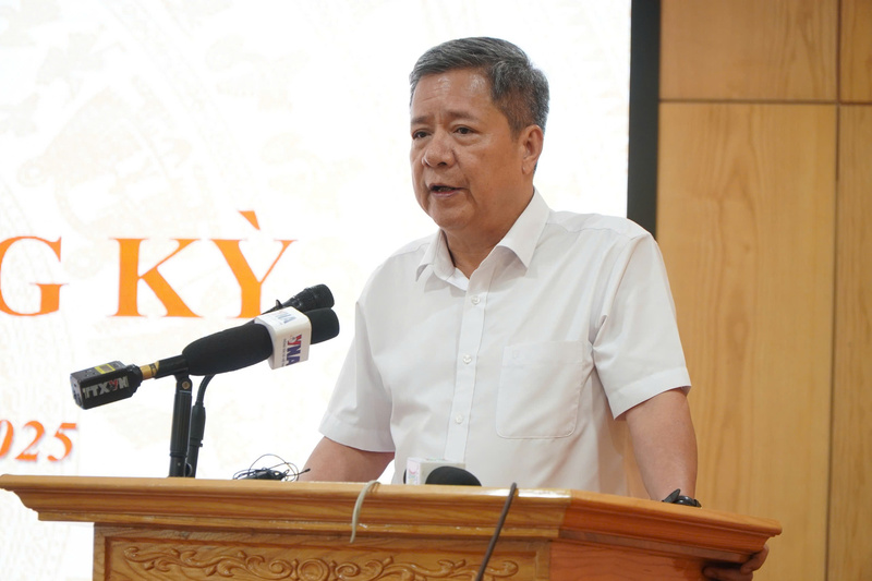 Ông Bùi Quốc Hùng, Phó Cục trưởng Cục Điện lực (Bộ Công Thương) thông tin tại họp báo - Ảnh: Báo Công Thương